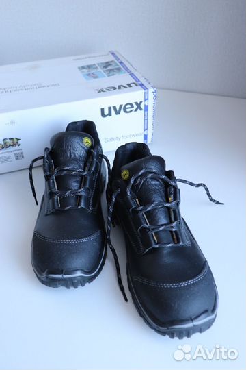 Спец ботинки uvex