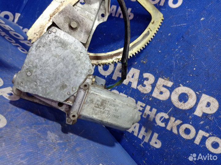 Передний левый стеклоподъемник Ford Scorpio