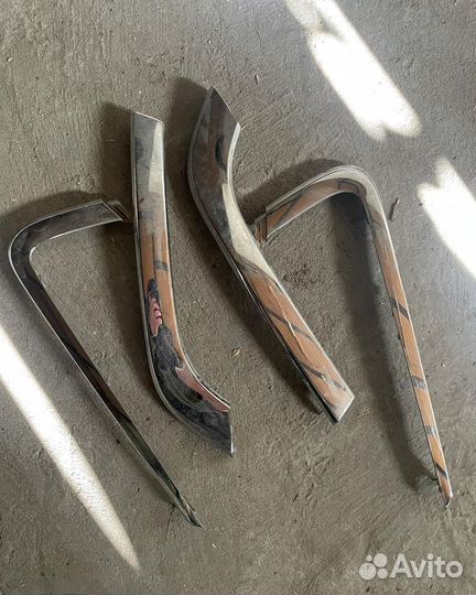 Молдинги бампера веста завод