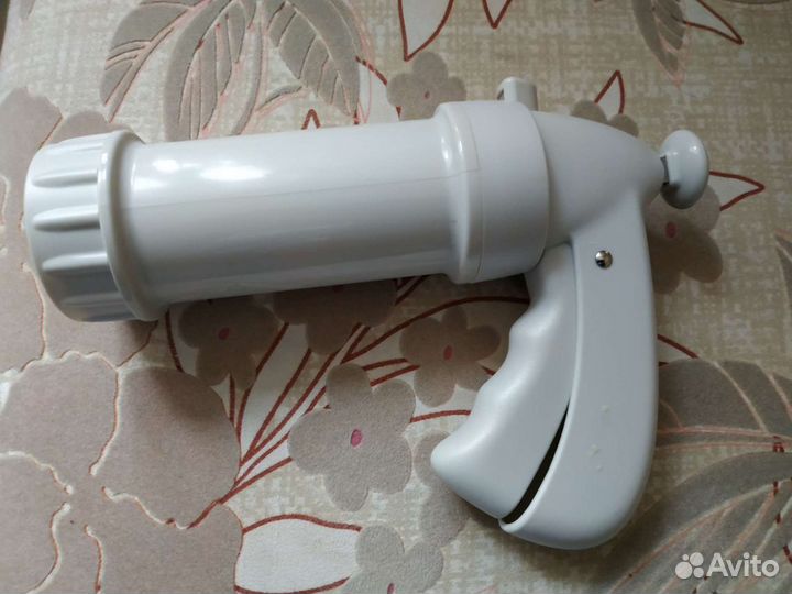 Пресс для теста / шприц кондитерский Tescoma