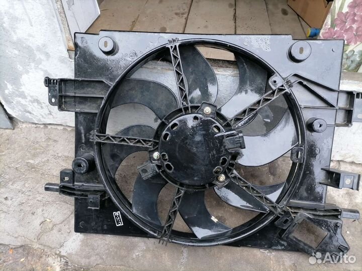 Диффузор с вентилятором рено дастер