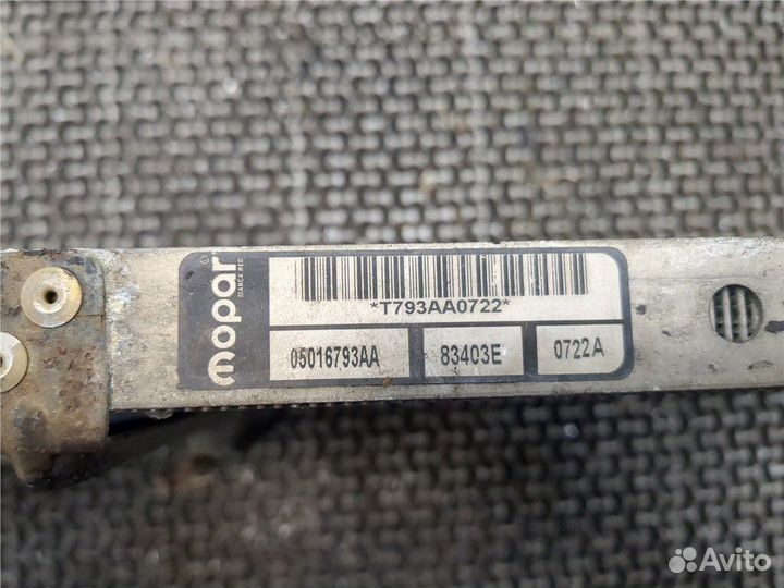 Радиатор кондиционера Dodge Caravan, 2000