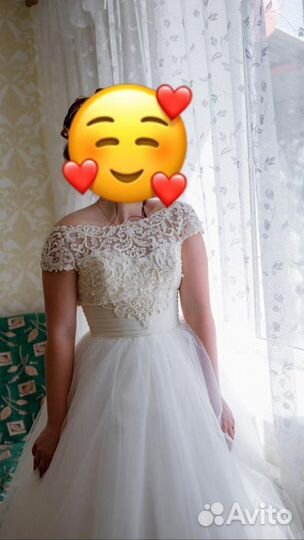 Свадебное платье