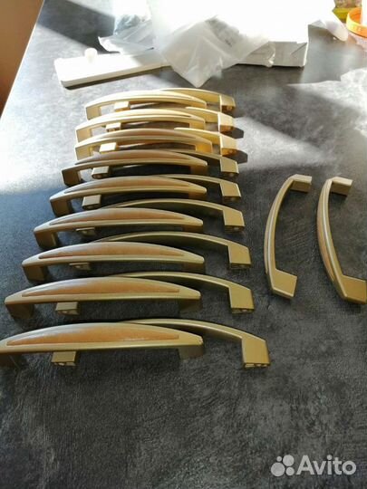 Мебельные ручки