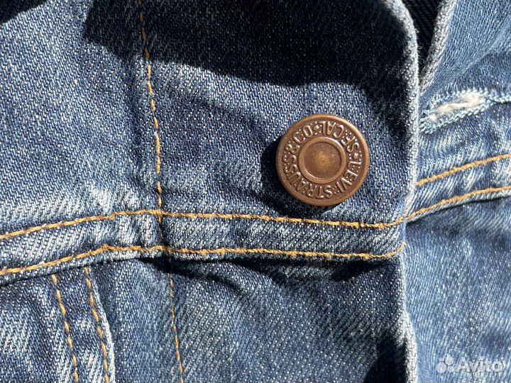 Куртка джинсовая Levis Strauss Irregular S