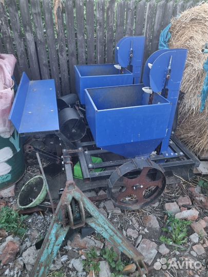 Картофелесажалка