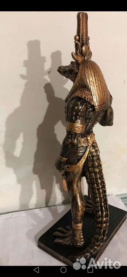 Собек - статуэтка 