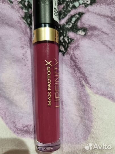 Губная помада матовая max factor