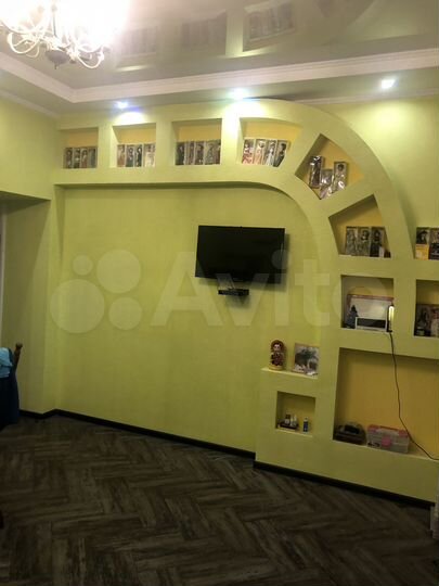 Коттедж 247,2 м² на участке 8 сот.