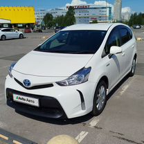 Toyota Prius Alpha 1.8 CVT, 2016, 93 700 км, с пробегом, цена 1 650 000 руб.