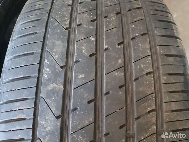 Hankook Ventus S1 Evo2 SUV K117A 295/35 R21 и 265/40 R21 107Y