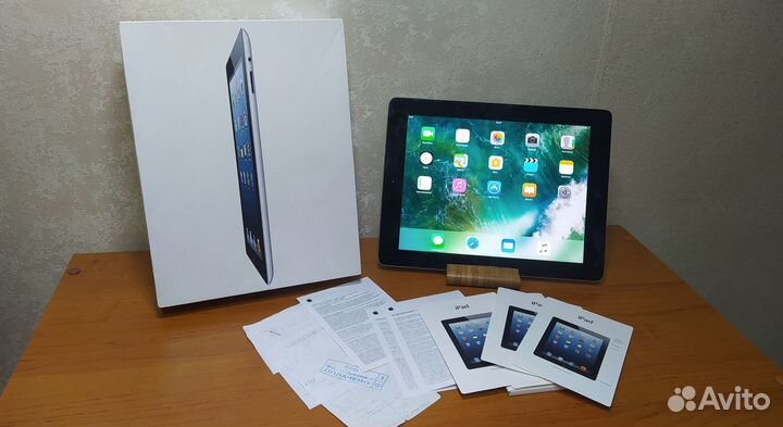 iPad 4 Wi-Fi + 4G LTE 32 Гб Отличный