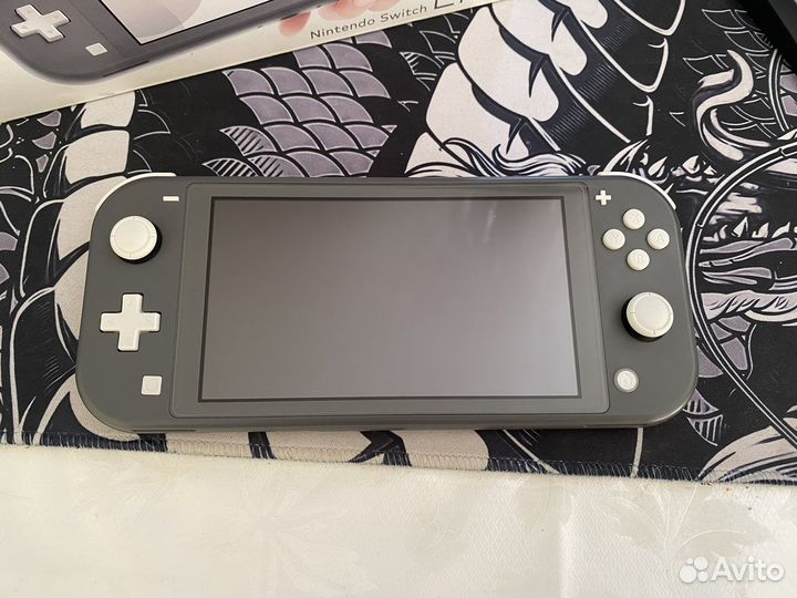 Nintendo Switch Lite прошитая 256gb