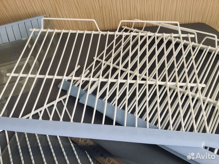 Решётки, полочки для холодильника Indesit