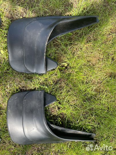 Брызговики универсальные