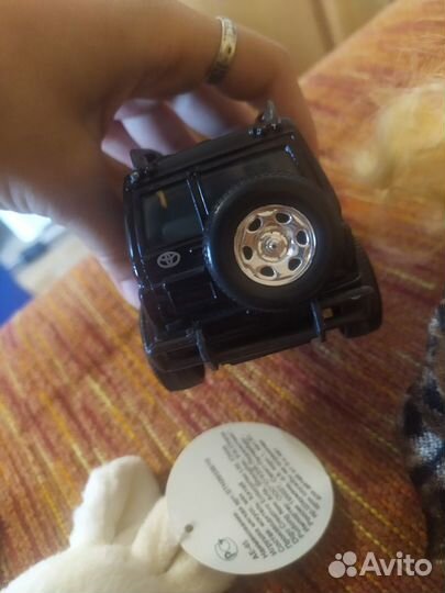 Машинка игрушечная land cruiser