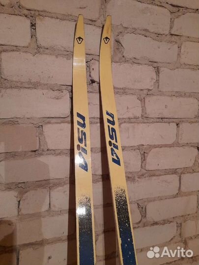 Беговые лыжи