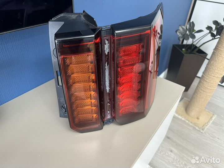 Фонари задние на Kia Sorento 2 штуки