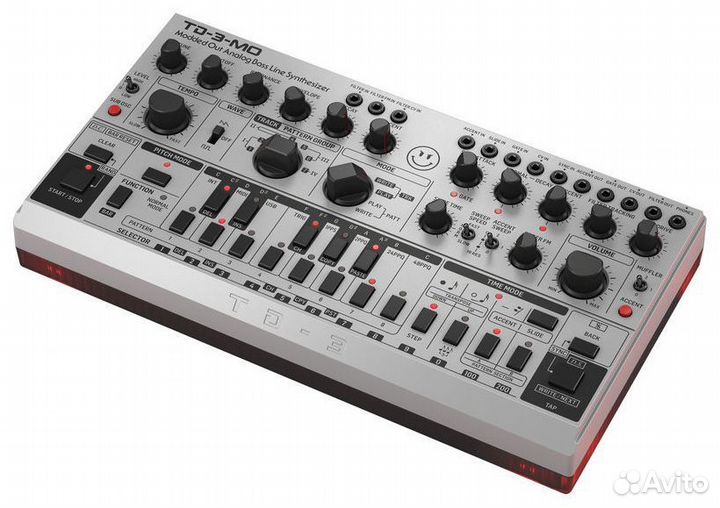 Behringer TD-3-MO-SR басовый синтезатор новый