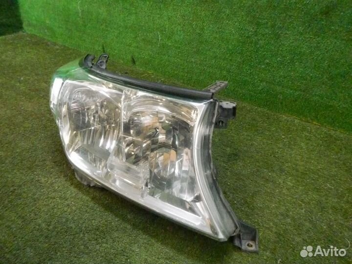 Фара правая Toyota Land Cruiser 200 (2007-2012) га