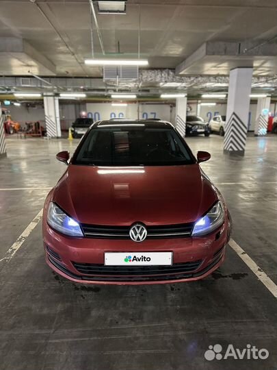 Volkswagen Golf 1.4 МТ, 2013, битый, 200 000 км