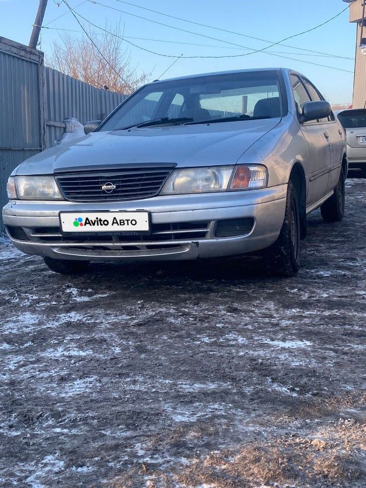 Nissan Sunny: фото владельца