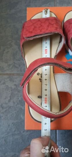 Босоножки для девочки 36