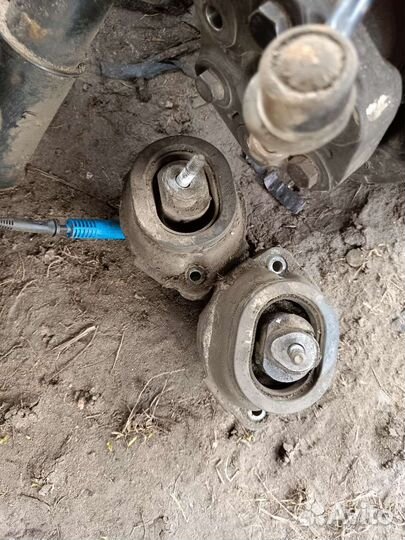 Подушки двс на бмв х5 е53 дорест