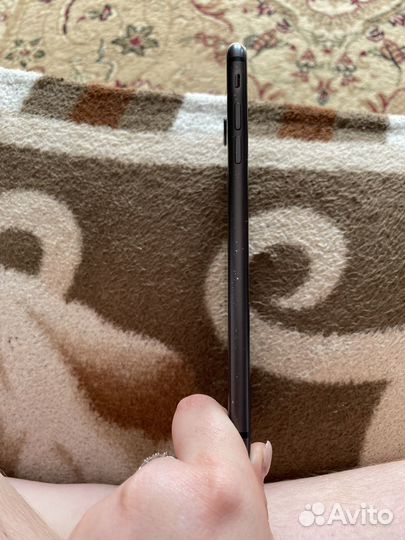 Телефон iPhone 8 plus 64 гб