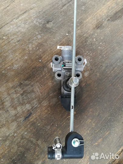 Кран уровня пола SV-1395