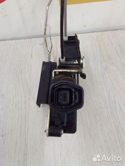 Замок перед двери Kia RIO 2 Прав