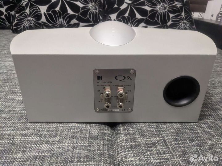 Центральный канал KEF Q9c