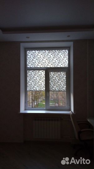 Жалюзи и рулонные шторы на окна