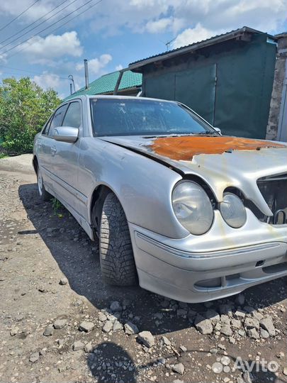 Mercedes-Benz e240 в разбор 1999