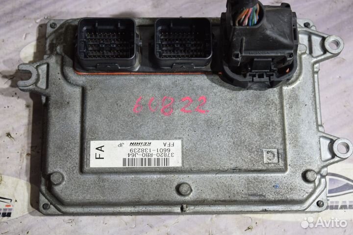 Блок управления двс c Honda Fit GE6 L13A