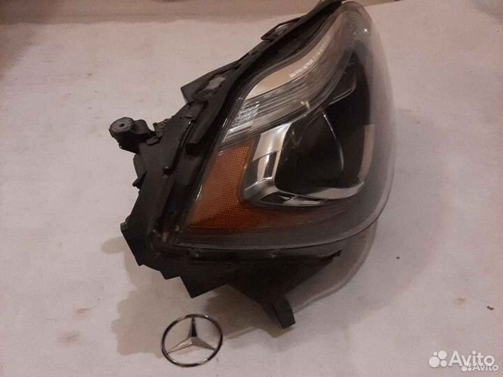 Фара передняя правая mercedes gl166