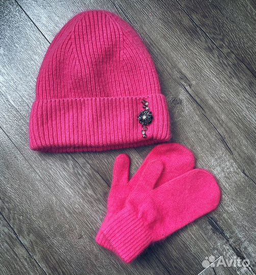 Комплект шапка и варежки