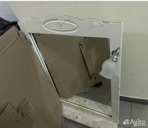 Зеркало в раме из дерева Италия