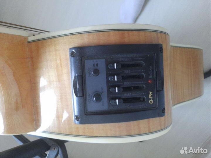 Электроакустическая гитара martinez