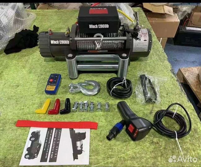 Лебедка автомобильная 12000 в наличии