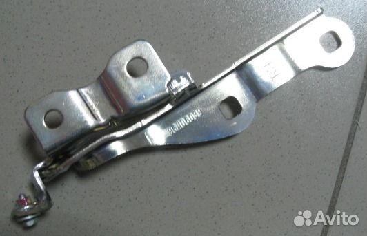 Петля капота Chevrolet Cruze 2009-2015