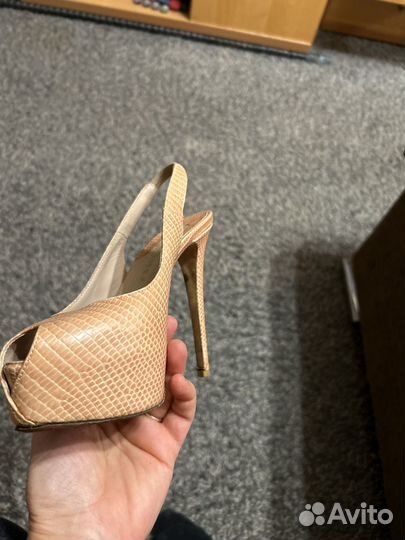 Босоножки 36