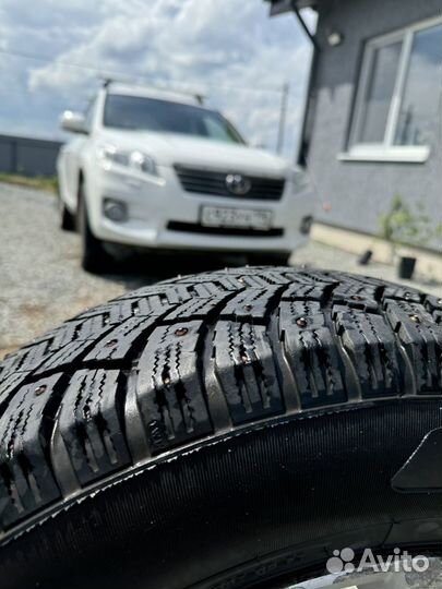 Колеса Toyota 215/65 R16