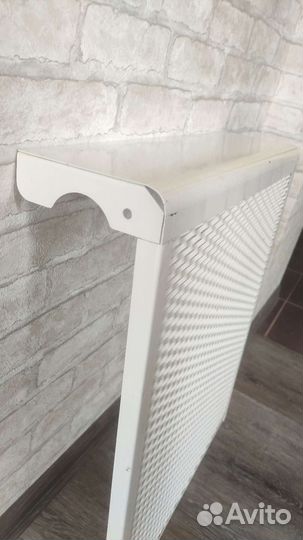 Решётка на радиатор батарею 2 шт бу