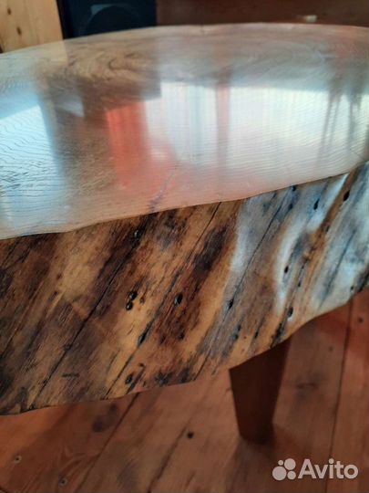 Поперечные спилы ясеня и дуба