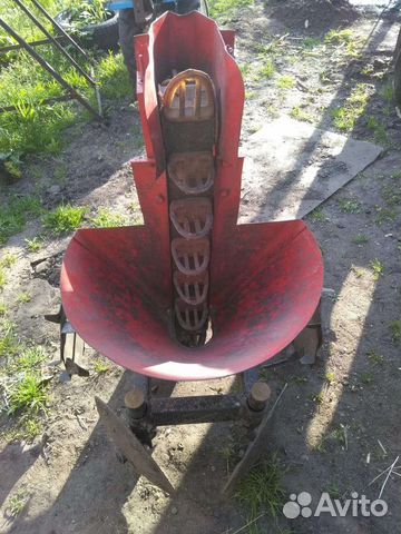 Картофелесажалка на мотоблок