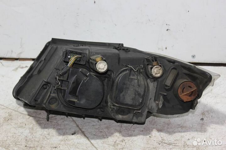 Фара правая в сборе BMW 3 E90 (2006)