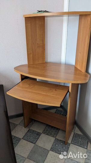Компьютерный столик бу