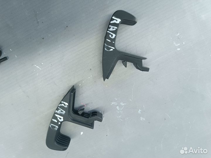 Крепление в салоне Skoda Rapid