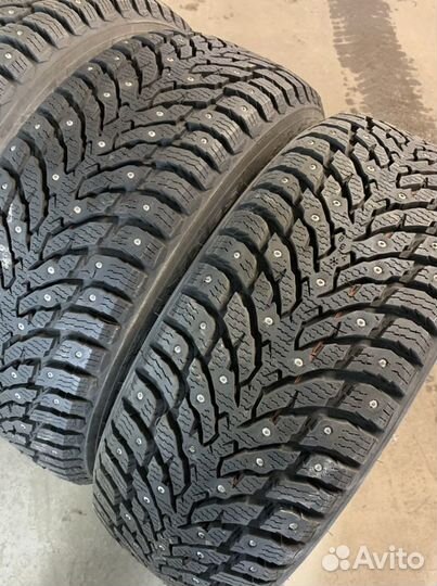 Nokian Tyres Hakkapeliitta 9 215/55 R17 98T
